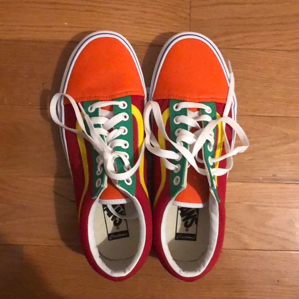 Custom made Vans oldskool sneakers